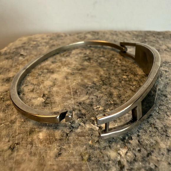 Silver Mother of Pearl with Black and Blue Inlay Bracelet - Picture 3 of 12